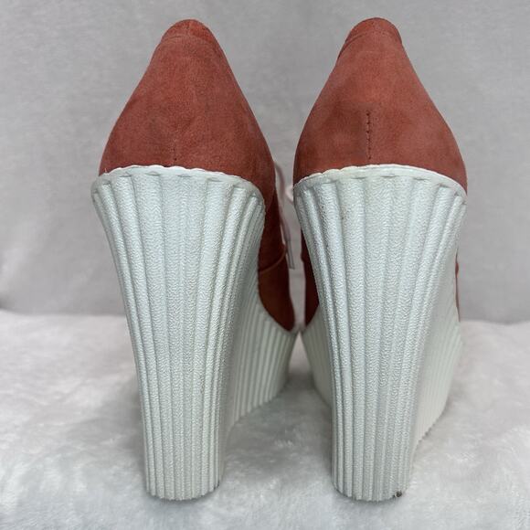T.U.K Peachy Suede Wedge Creeper Shoes Size 9 Lace Up - Picture 2 of 12